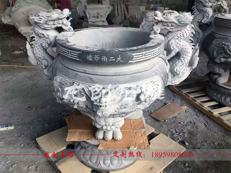 石雕圆形香炉